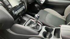 Nissan Qashqai 1.3 DiG-T 160 N-Connecta 5dr Petrol Hatchback